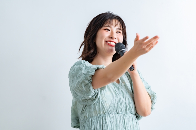 なぜ無意識に肩に力が入ってしまうのか